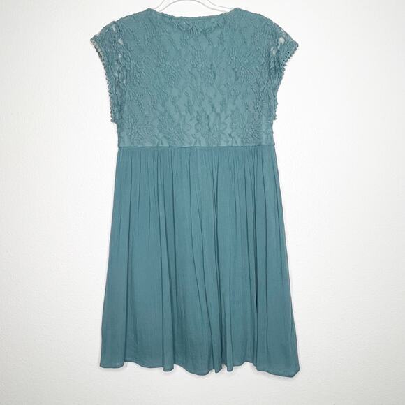 SHE & SKY Lace Mini Dress V-Neck Button Front Cap Sleeve Teal Blue Size Medium - Picture 5 of 10